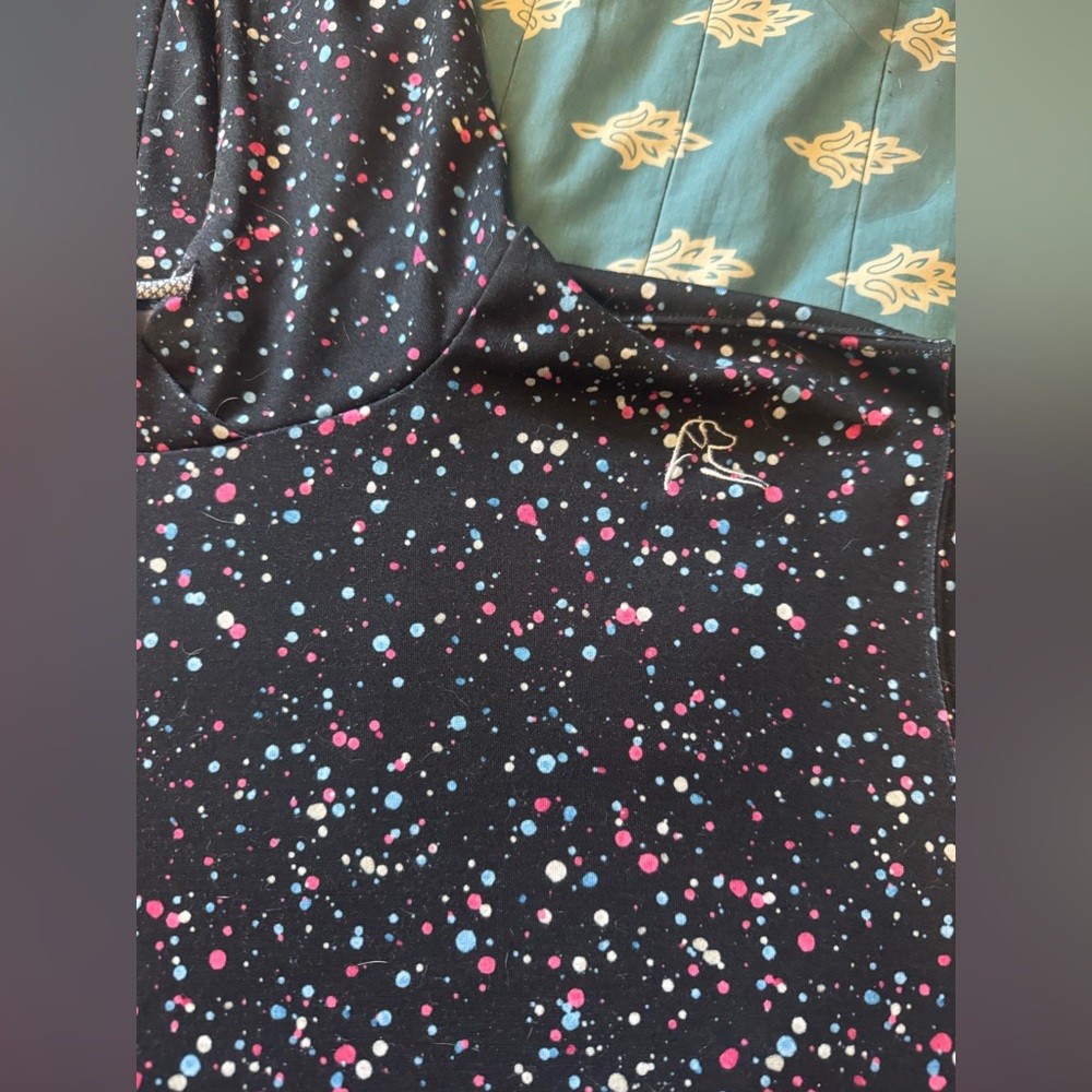 Rhoback Men’s Hoodie, size XL. Pink/Redish/Blue/ White splatter color